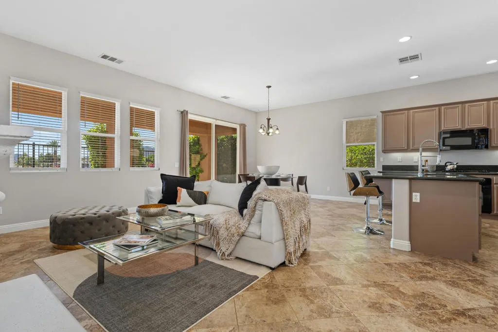 77310 Colorado Street, Palm Desert, California 92211 home-pic-2