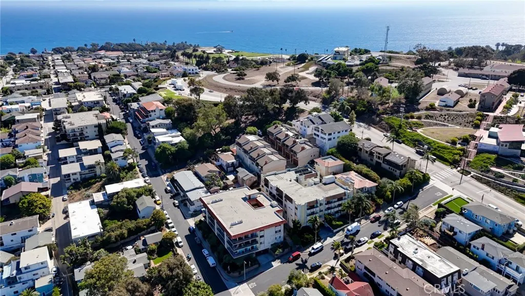 711 W 33rd Street 9, San Pedro, California 90731 home-pic-56