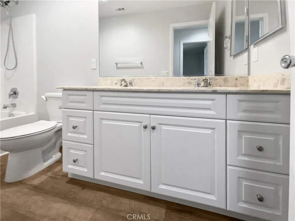 31846 Victoria Place, Menifee, California 92584 home-pic-23