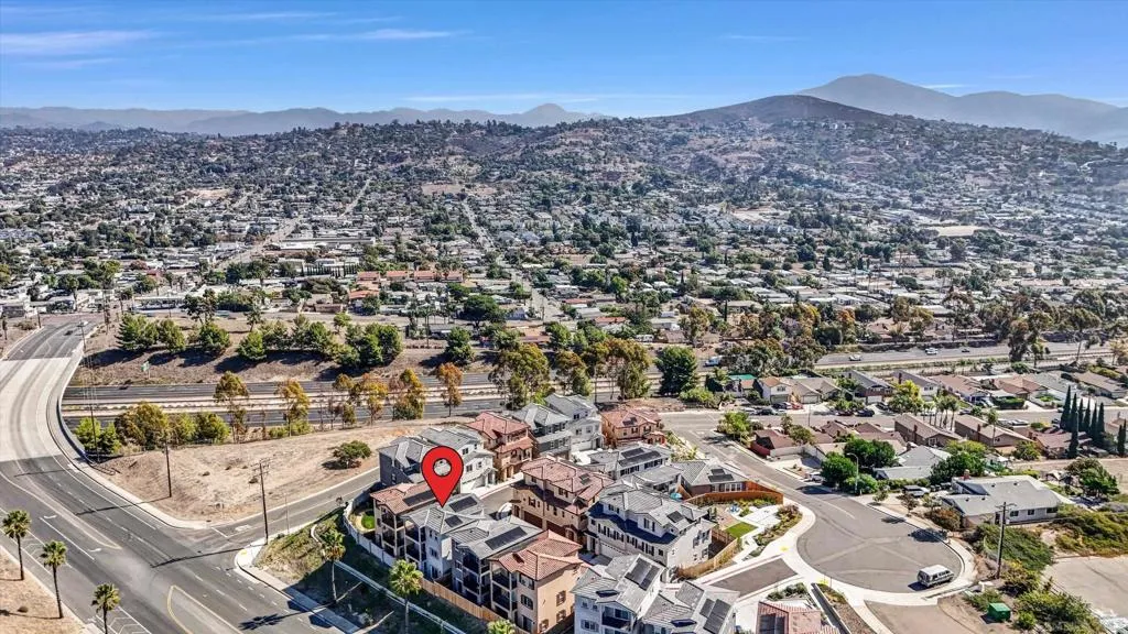 8540 Vista Azul Pl, Lemon Grove, California 91945 home-pic-31