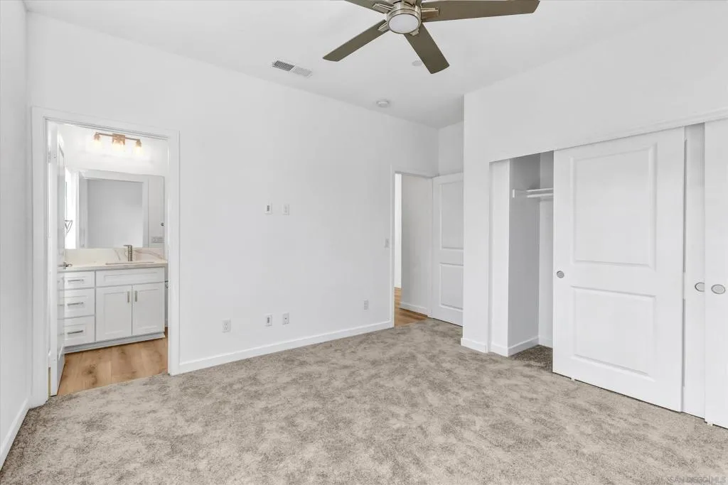 8540 Vista Azul Pl, Lemon Grove, California 91945 home-pic-28