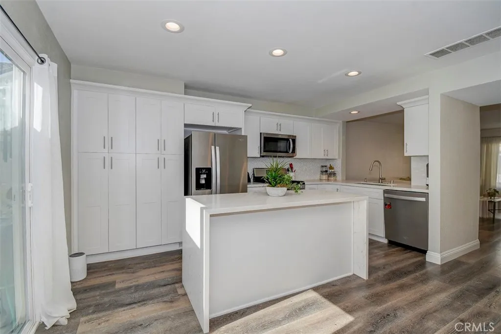 25885 Trabuco Rd 41, Lake Forest, California 92630 home-pic-11