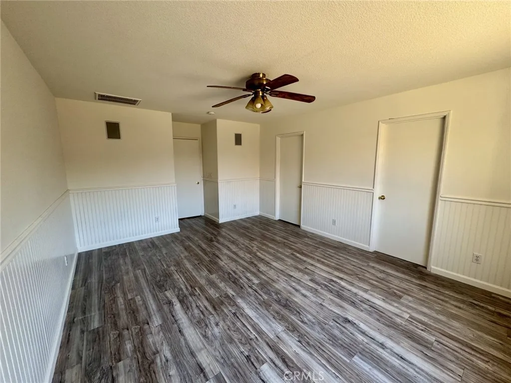 2387 N Hanover, Fresno, California 93722 home-pic-13
