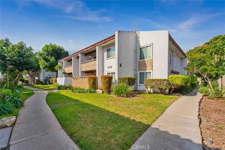 2511 W Sunflower P4, Santa Ana, California 92704