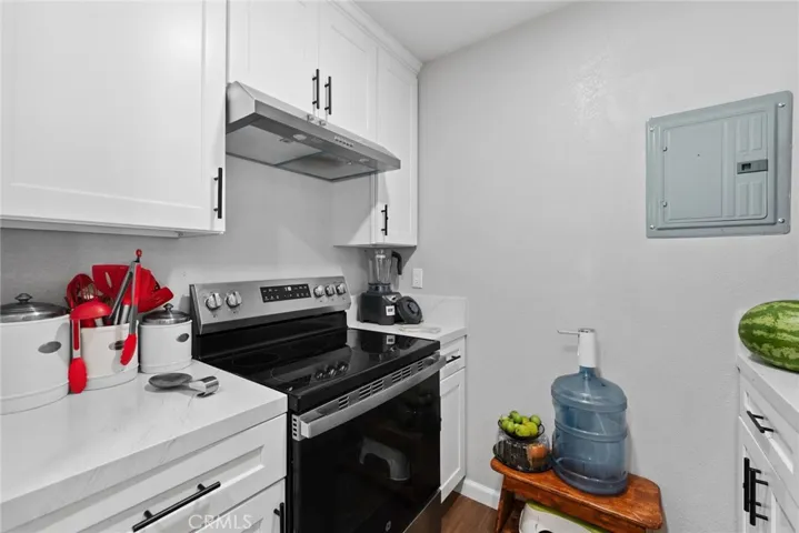 2511 W Sunflower P4, Santa Ana, California 92704