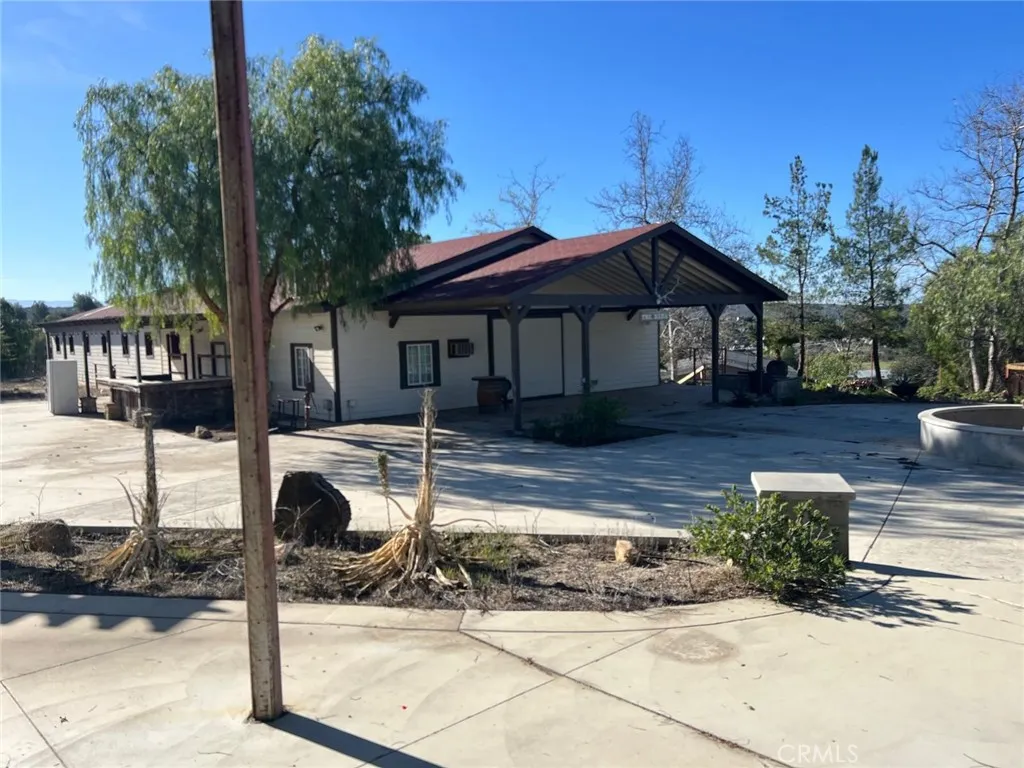 37220 Quarter Valley Road, Temecula, California 92592 home-pic-13