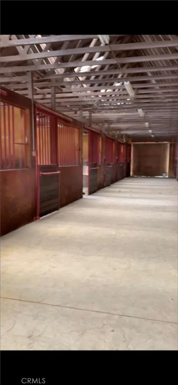 37220 Quarter Valley Road, Temecula, California 92592 home-pic-11