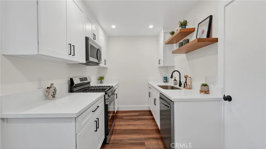 2521 W Ash, Fullerton, California 92833 home-pic-8