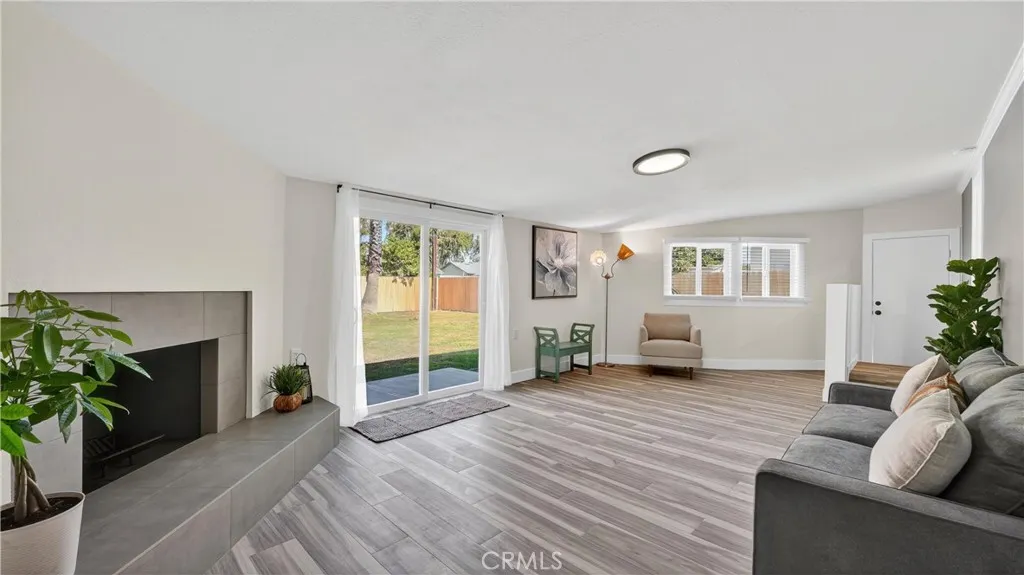2521 W Ash, Fullerton, California 92833 home-pic-17