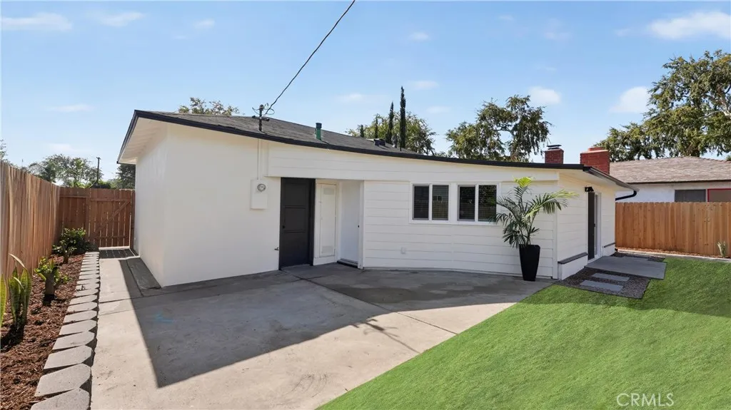 2521 W Ash, Fullerton, California 92833 home-pic-24