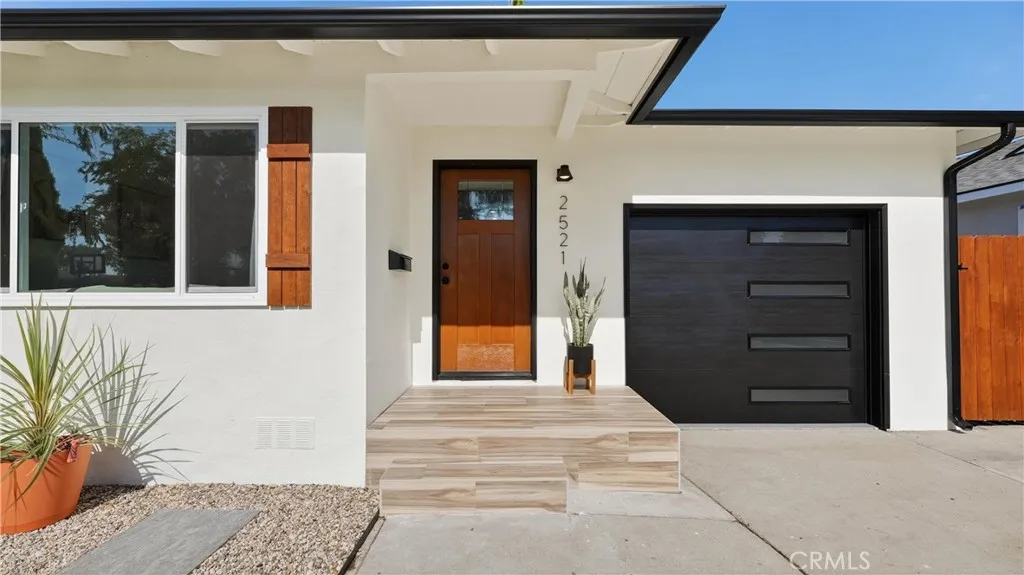 2521 W Ash, Fullerton, California 92833 home-pic-3