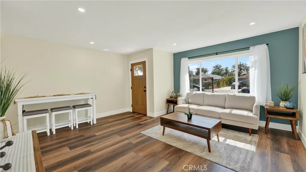 2521 W Ash, Fullerton, California 92833 home-pic-4