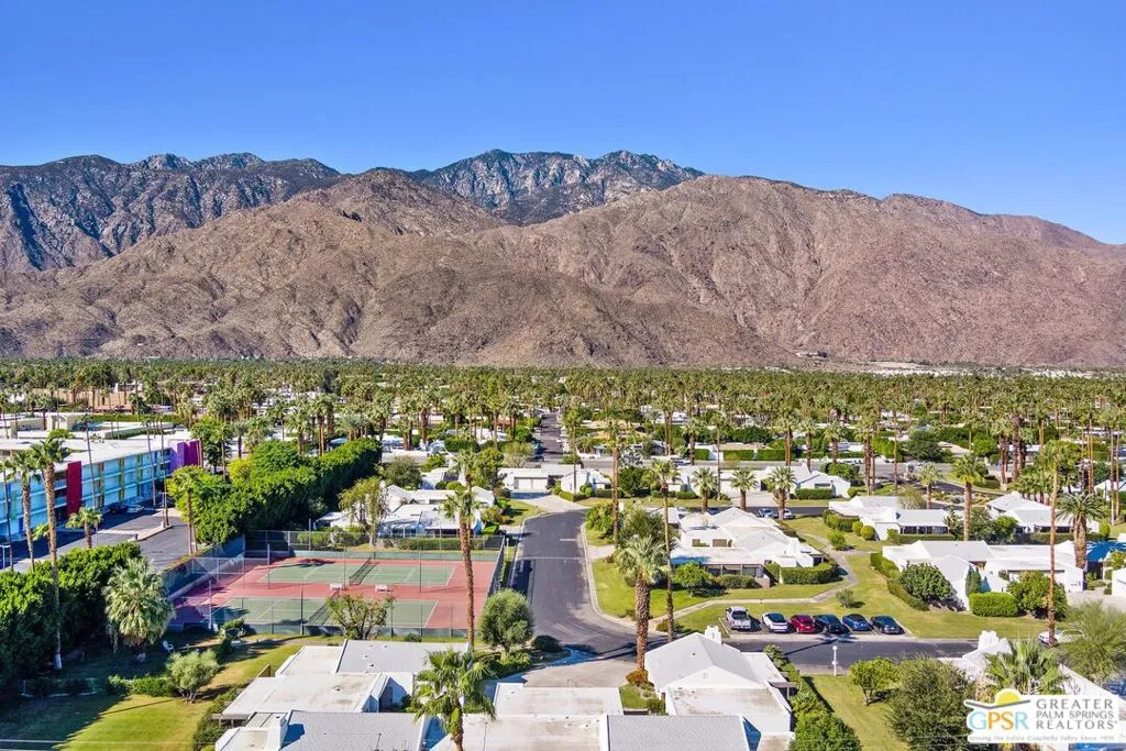 1719 Capri Circle, Palm Springs, California 92264 home-pic-27