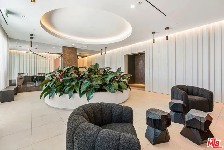 10700 Tabor Street 408, Los Angeles, California 90034