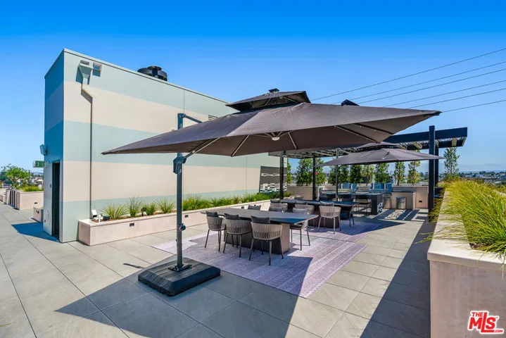 10700 Tabor Street 408, Los Angeles, California 90034