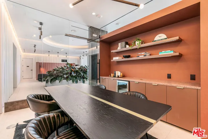 10700 Tabor Street 408, Los Angeles, California 90034