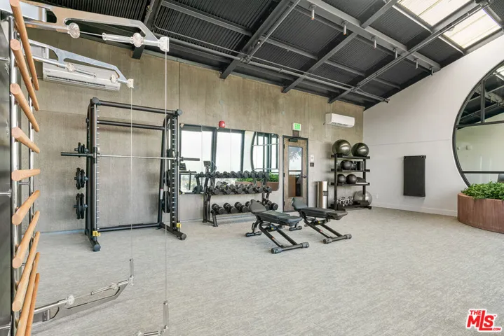 10700 Tabor Street 408, Los Angeles, California 90034