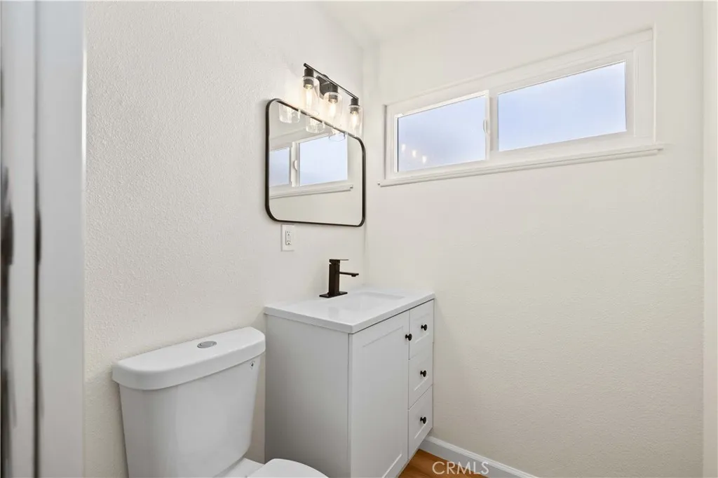 37857 Melton, Palmdale, California 93550 home-pic-9
