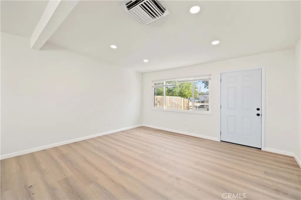 37857 Melton, Palmdale, California 93550 home-pic-3