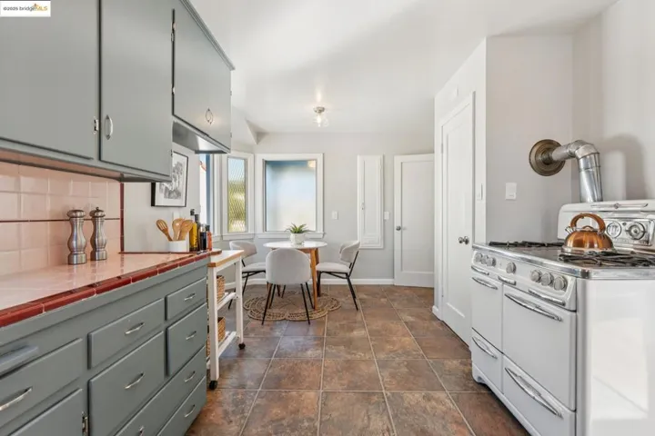 115 Behrens St, El Cerrito, California 94530