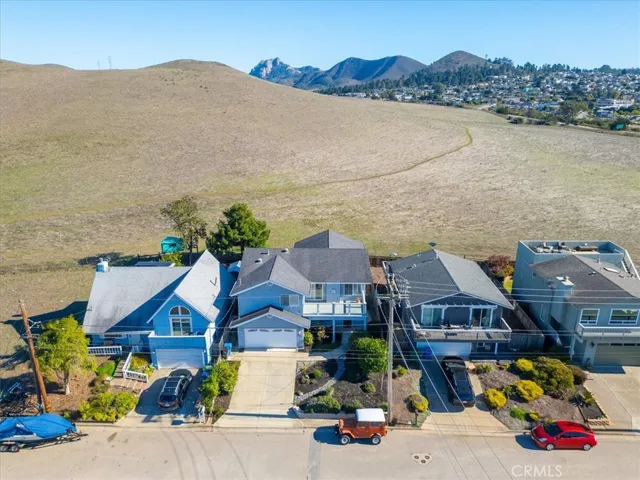 590 Downing Street, Morro Bay, California 93442