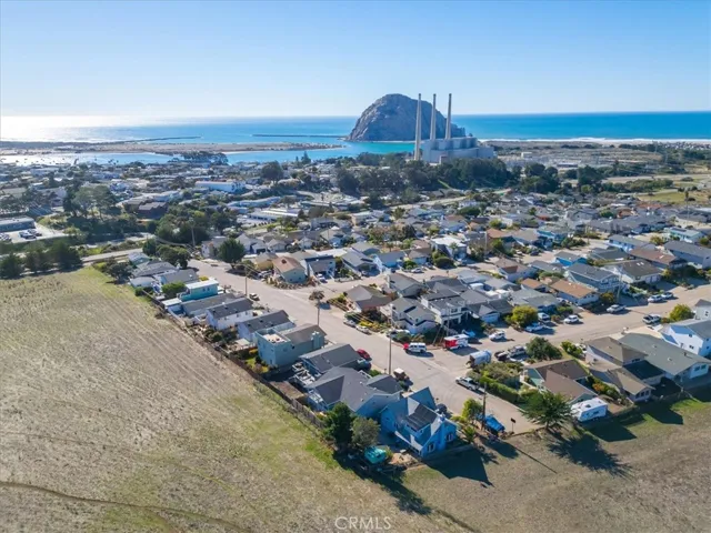590 Downing Street, Morro Bay, California 93442