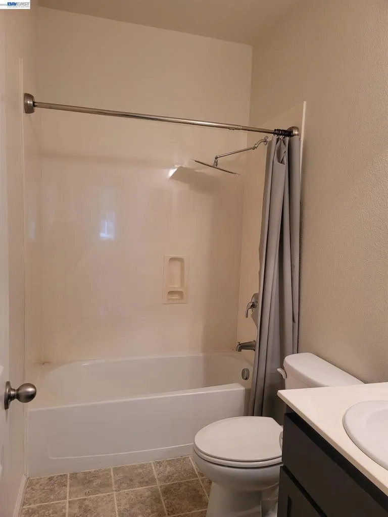 1st floor bathroom