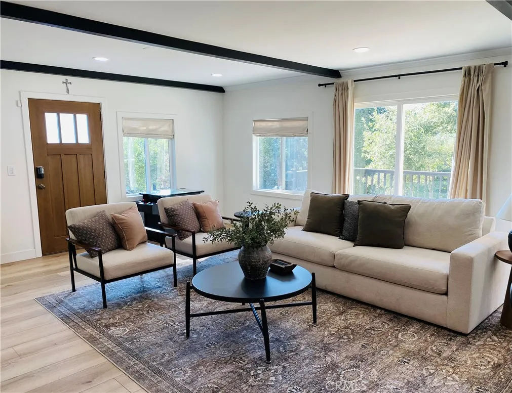 27981 Lakes Edge Road, Lake Arrowhead, California 92352 home-pic-14