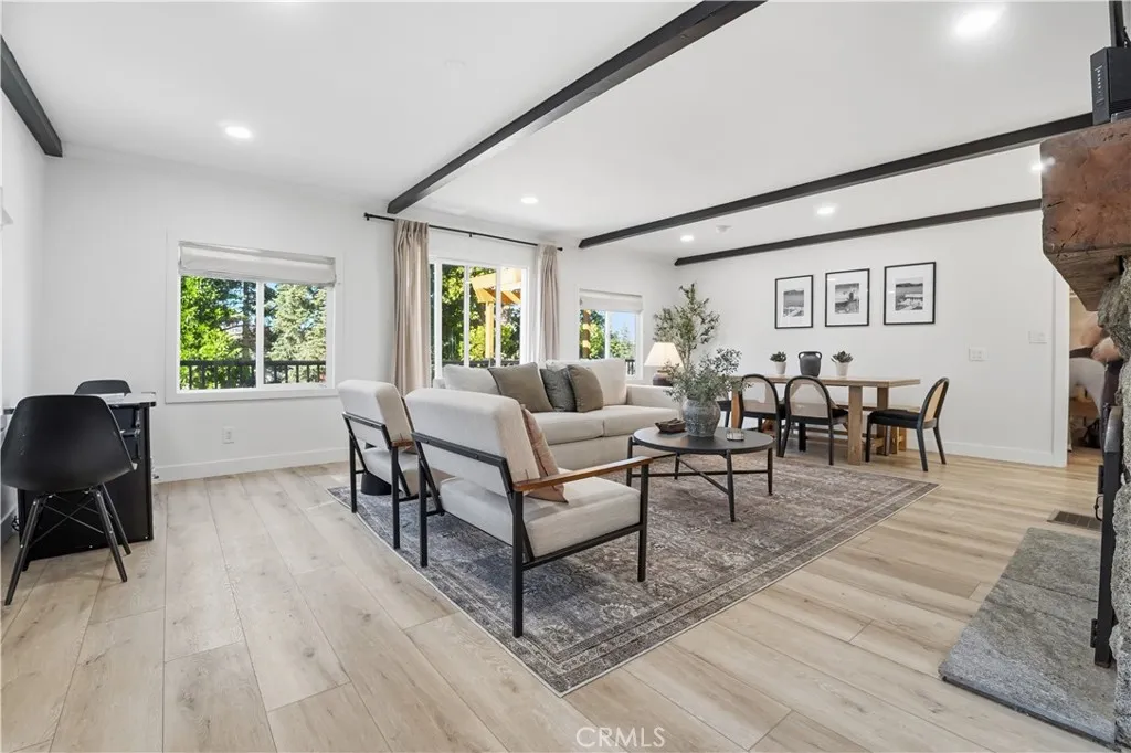 27981 Lakes Edge Road, Lake Arrowhead, California 92352 home-pic-18