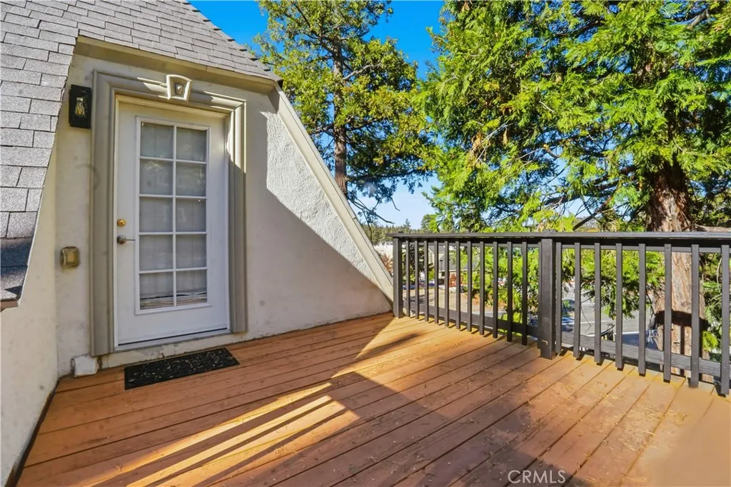 27981 Lakes Edge Road, Lake Arrowhead, California 92352 home-pic-52