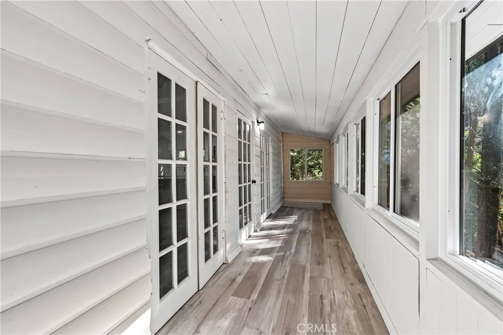 23740 Skyland, Crestline, California 92325 home-pic-19