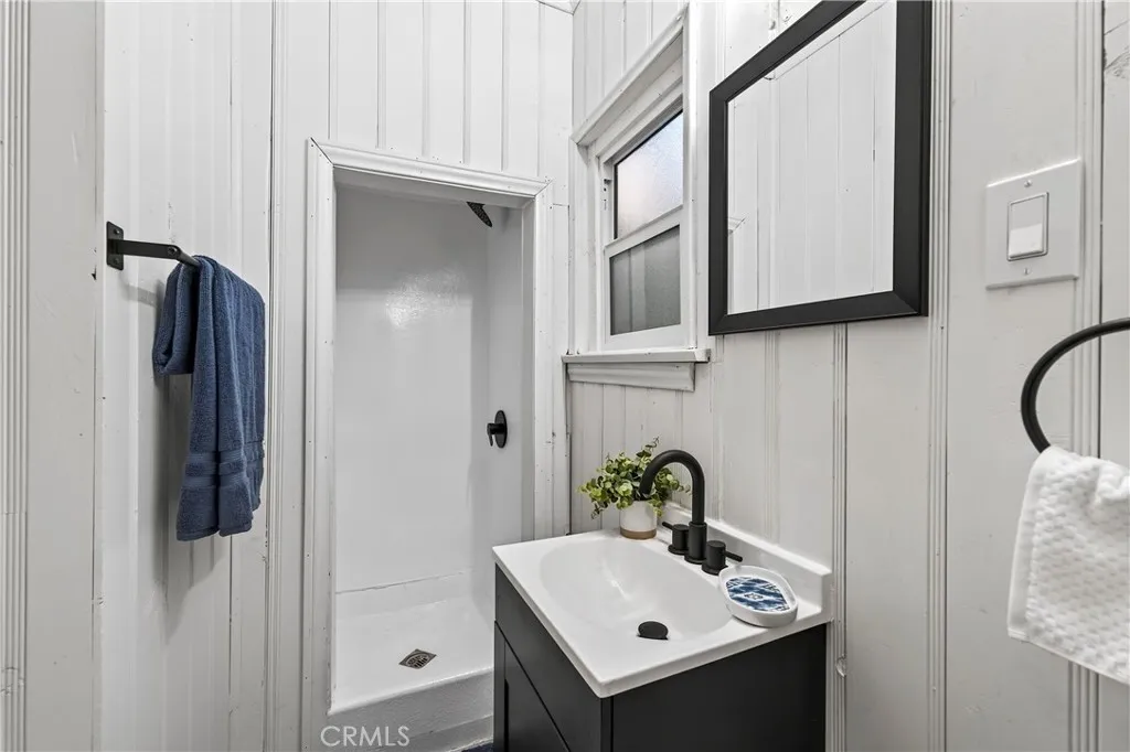 23740 Skyland, Crestline, California 92325 home-pic-10