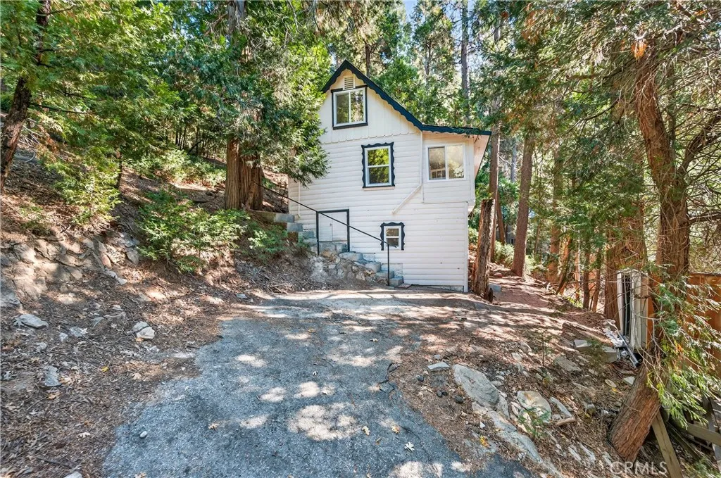 23740 Skyland, Crestline, California 92325 home-pic-27