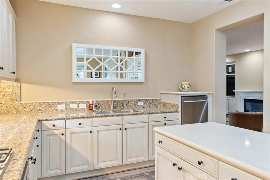 2425 Traditions Loop, Paso Robles, California 93446 home-pic-10