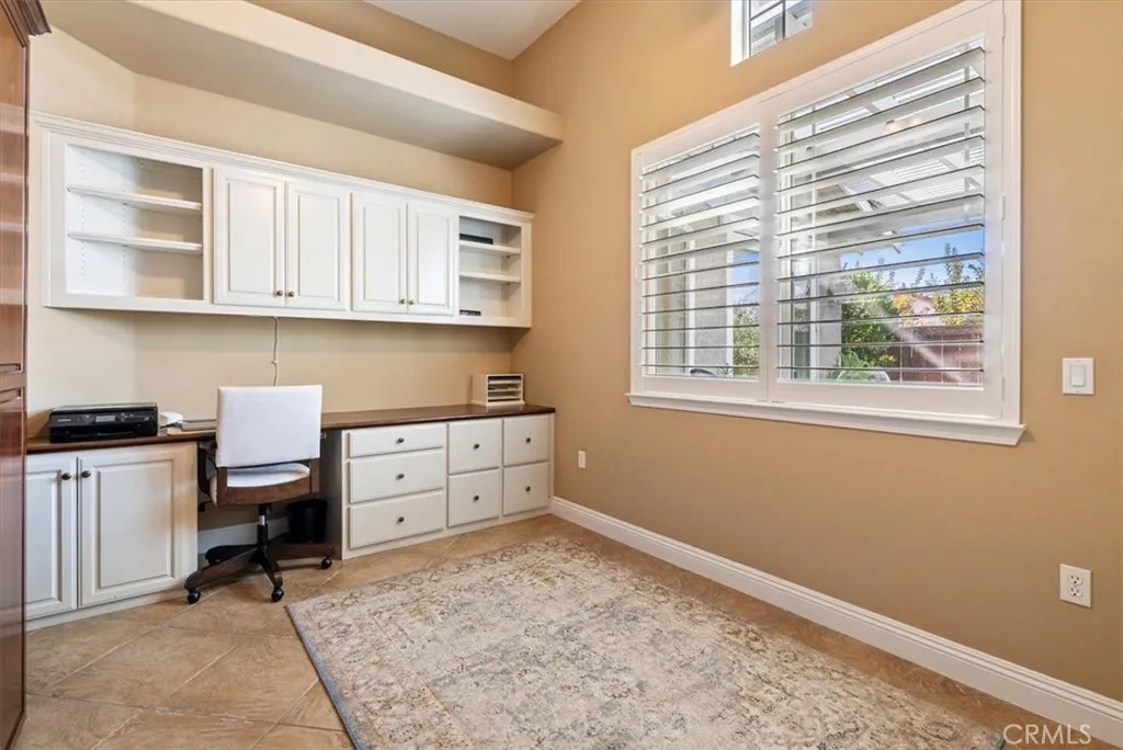 2425 Traditions Loop, Paso Robles, California 93446 home-pic-22