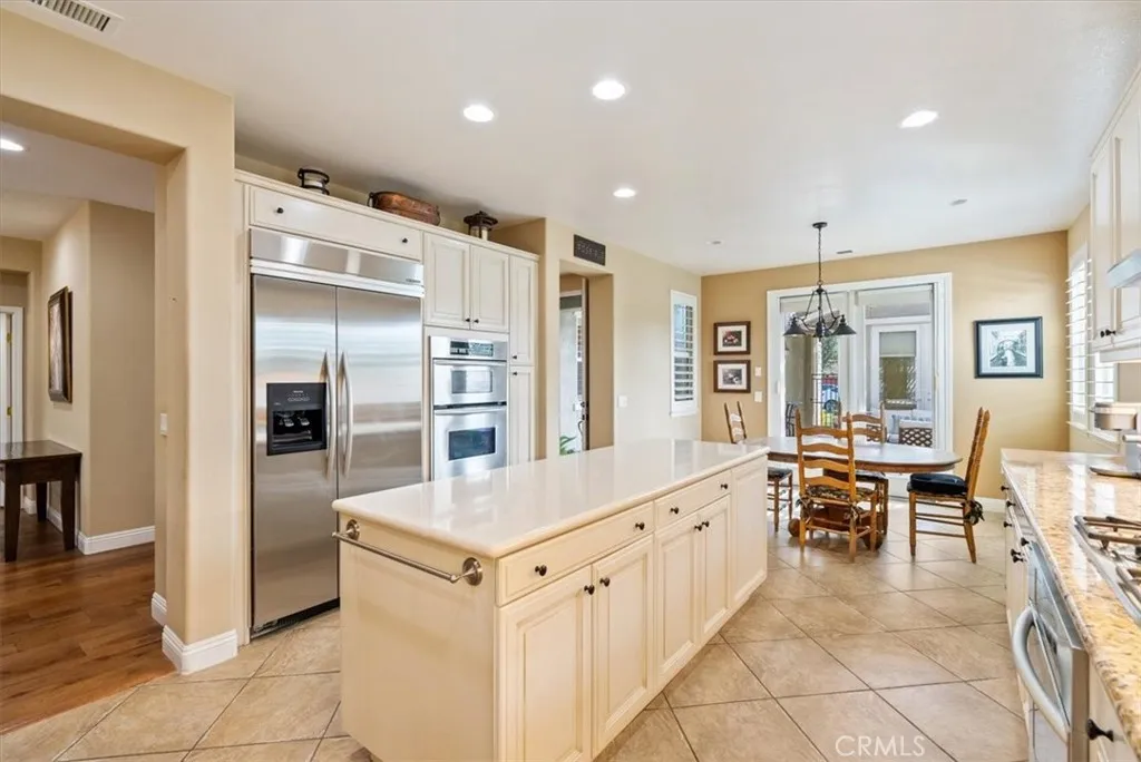 2425 Traditions Loop, Paso Robles, California 93446 home-pic-9