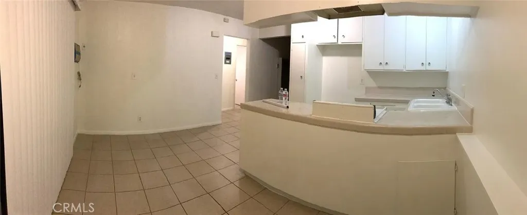 160 W Cascade, Rialto, California 92376 home-pic-19