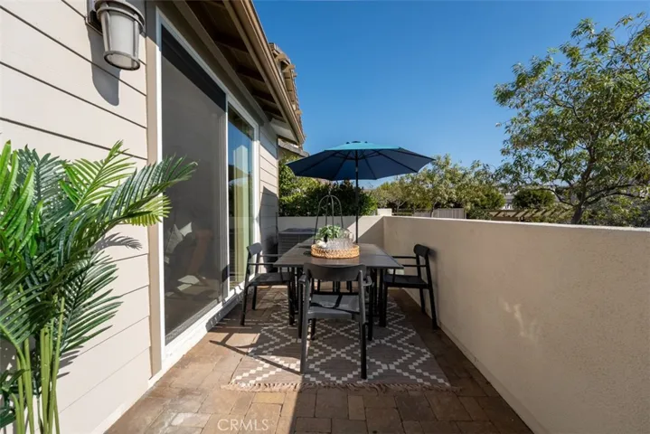 Private Front Patio