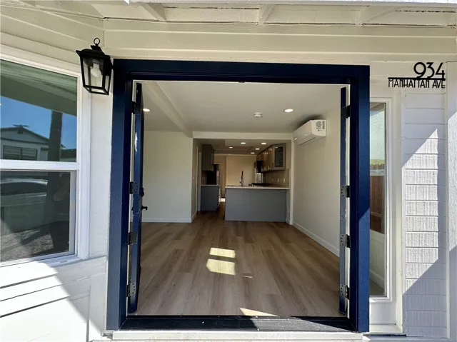 934 Manhattan Avenue, Hermosa Beach, California 90254