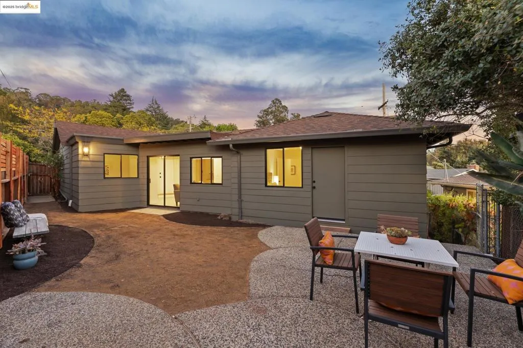 180 Maiden Lane, Oakland, California 94062 home-pic-43