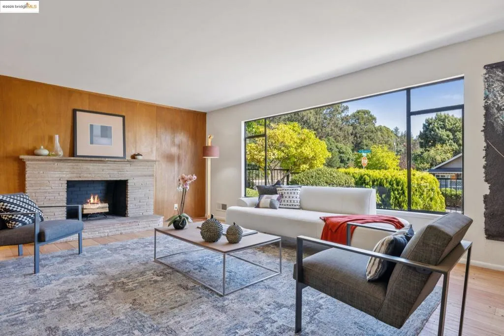 180 Maiden Lane, Oakland, California 94062 home-pic-12