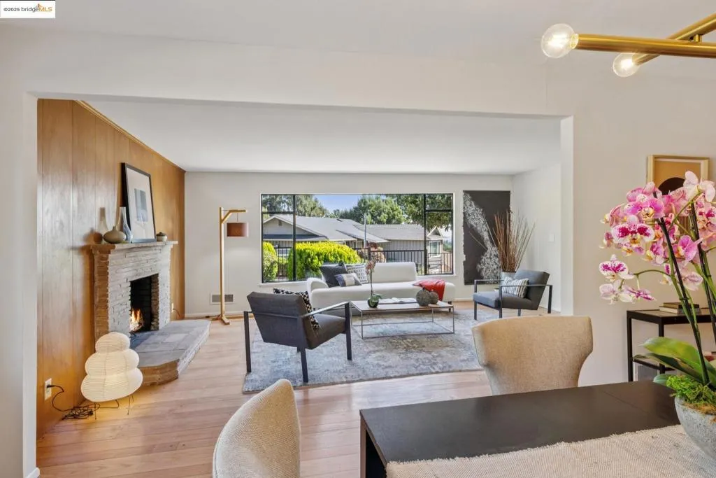 180 Maiden Lane, Oakland, California 94062 home-pic-13