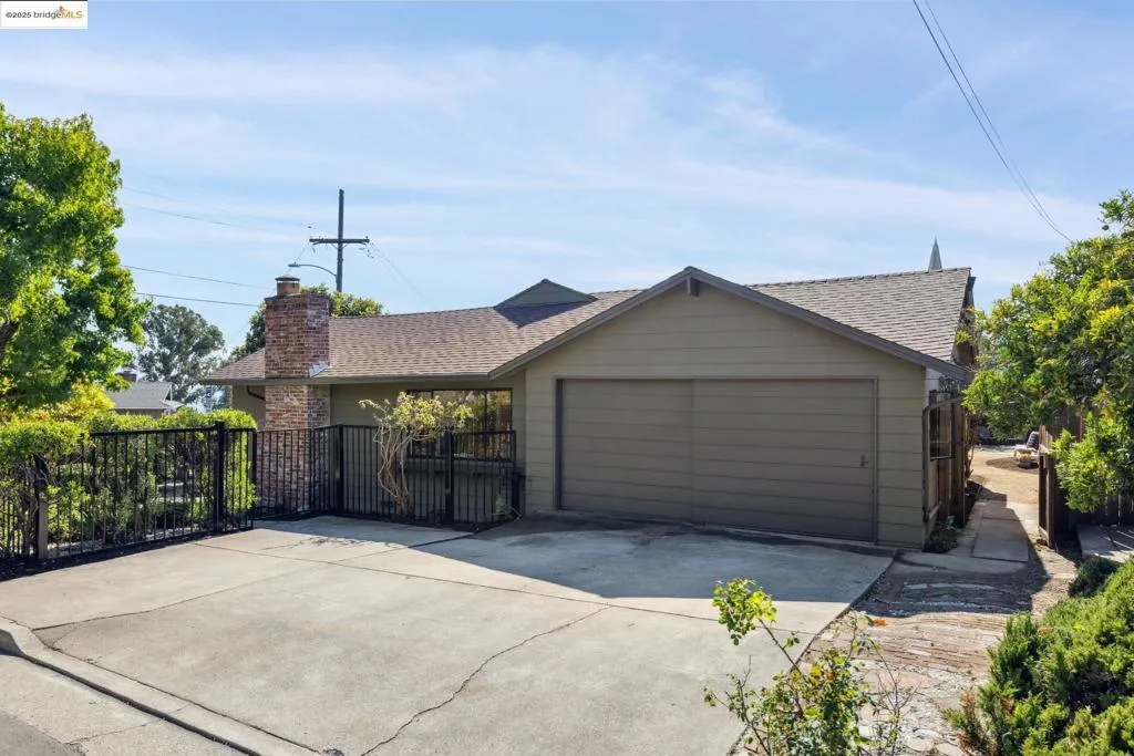 180 Maiden Lane, Oakland, California 94062 home-pic-3