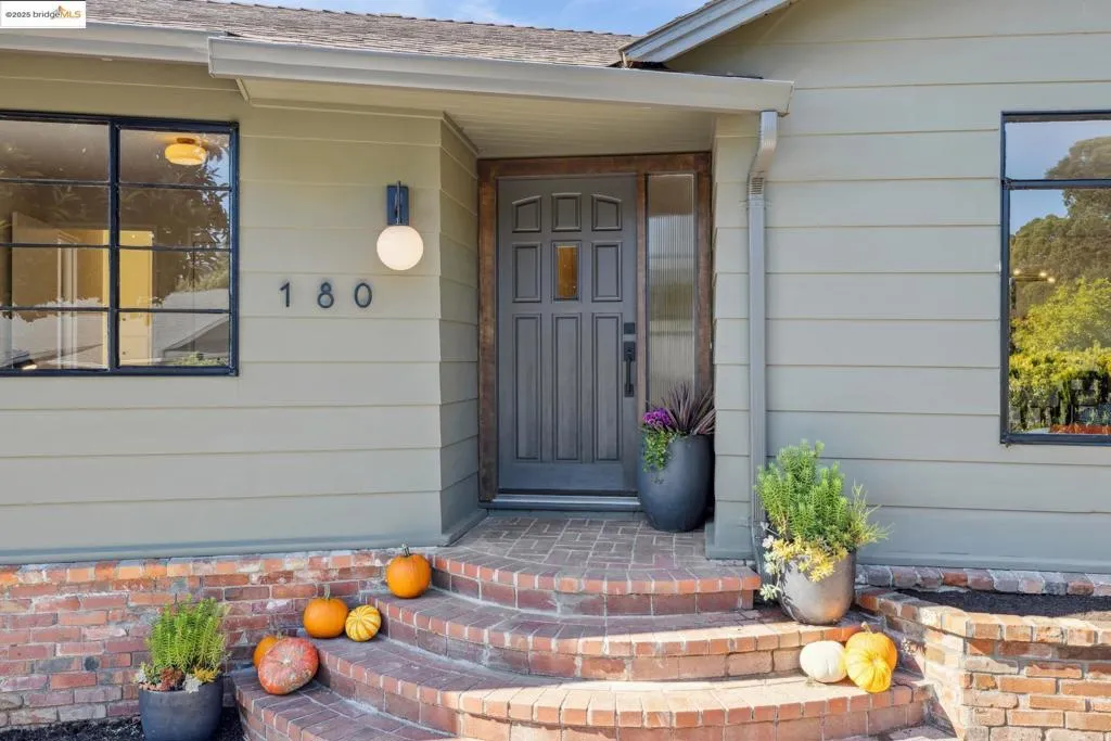 180 Maiden Lane, Oakland, California 94062 home-pic-8