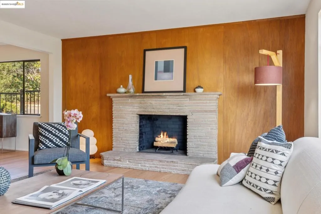 180 Maiden Lane, Oakland, California 94062 home-pic-20
