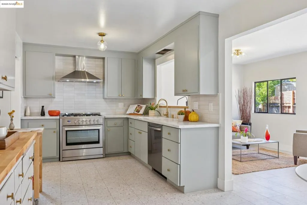 180 Maiden Lane, Oakland, California 94062 home-pic-25