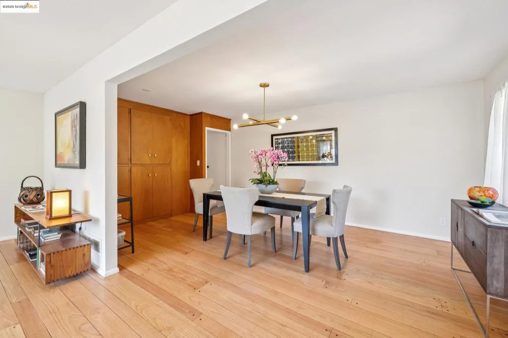 180 Maiden Lane, Oakland, California 94062 home-pic-22