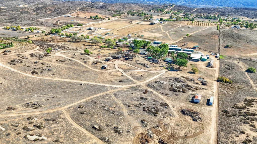 39345 San Ignacio Road, Hemet, California 92544 home-pic-74