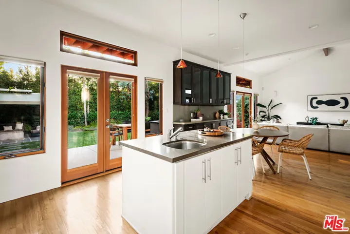 2249 Kelton Avenue, Los Angeles, California 90064