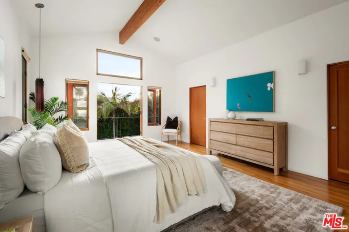 2249 Kelton Avenue, Los Angeles, California 90064